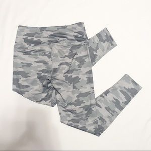 Kyodan Light Gray Camo Leggings